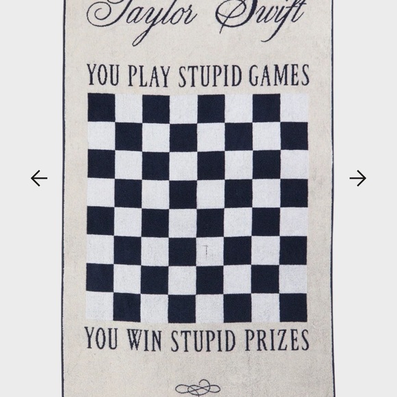 Taylor Swift Lover Checker Game Towel NEW Summer collection 2025 - Picture 2 of 6